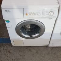 Miele W 831 Wasmachine 5kg 1300t | Tweedehands (Refurbished)